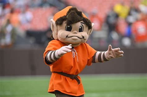Exploring the Role of the Cleveland Browns Mascot Elf in Game Day Experience